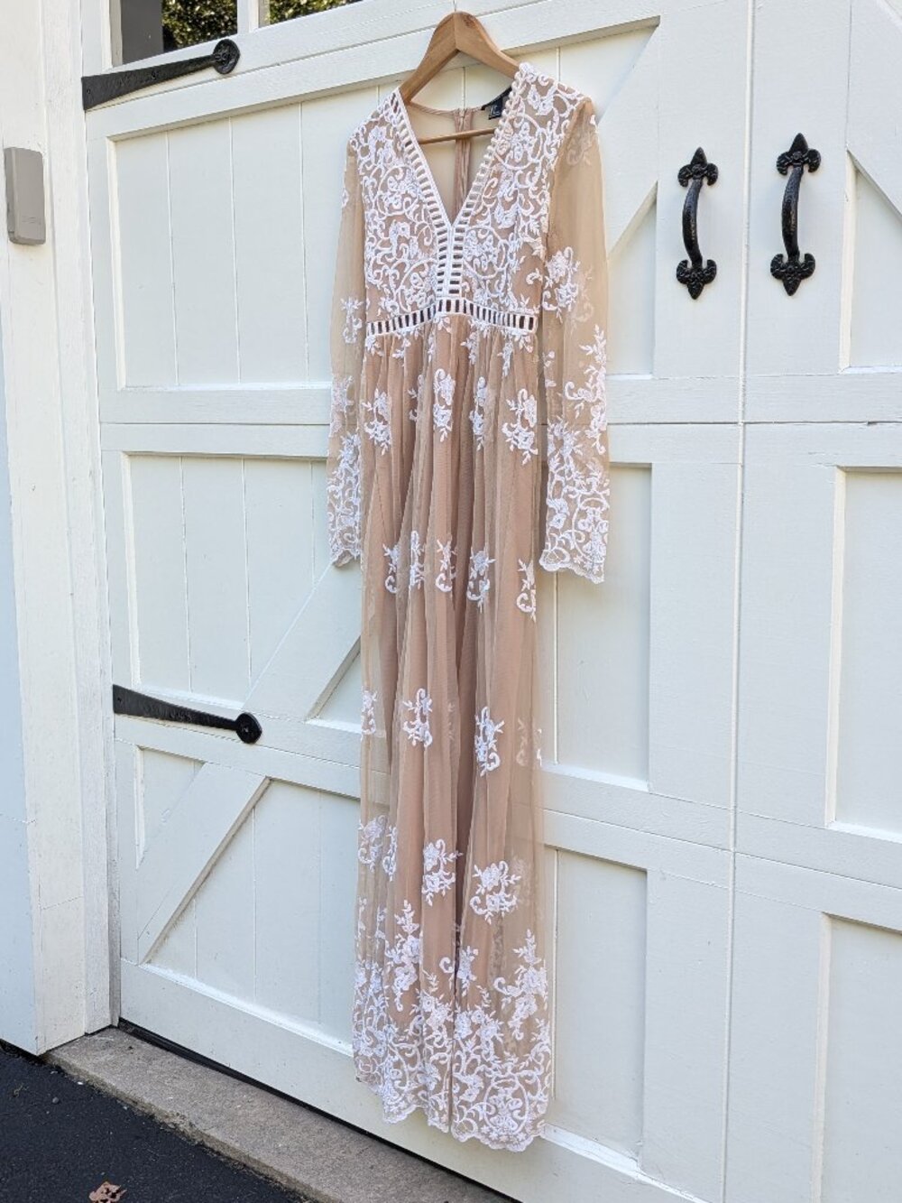Forever 21 Nude & White Floral Embroidered Mesh Sheer Long Sleeve Maxi Dress S
